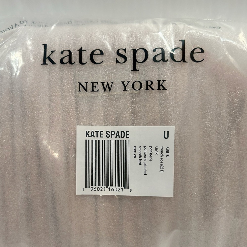 Kate Spade Patisserie Pleated 3d Croissant Clutch & Crossbody NWT/NIP 🥐🍓 - Picture 8 of 9